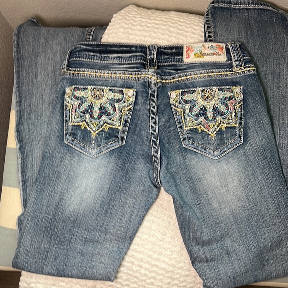 SHYANNE Bootcut Jeans - Picture 3 of 9